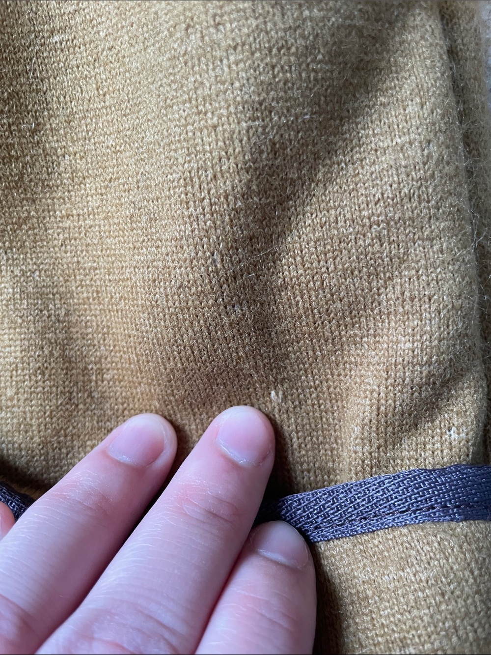 Barbour Pile Lined Vest - Picture 9 of 9